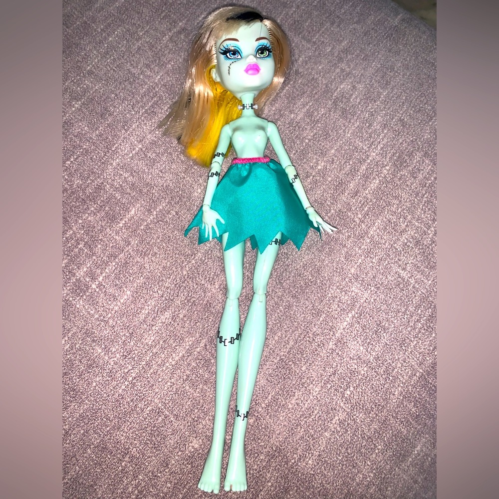 Monster High Ghouls Alive Frankie Stein Doll
